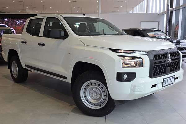 2024 Mitsubishi Triton GLX MV 4X4