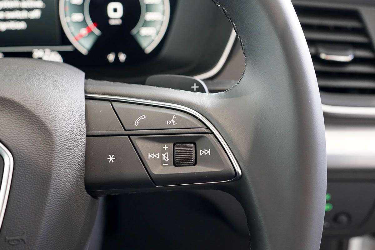 2025 Audi Q5 45 TFSI Sport FY