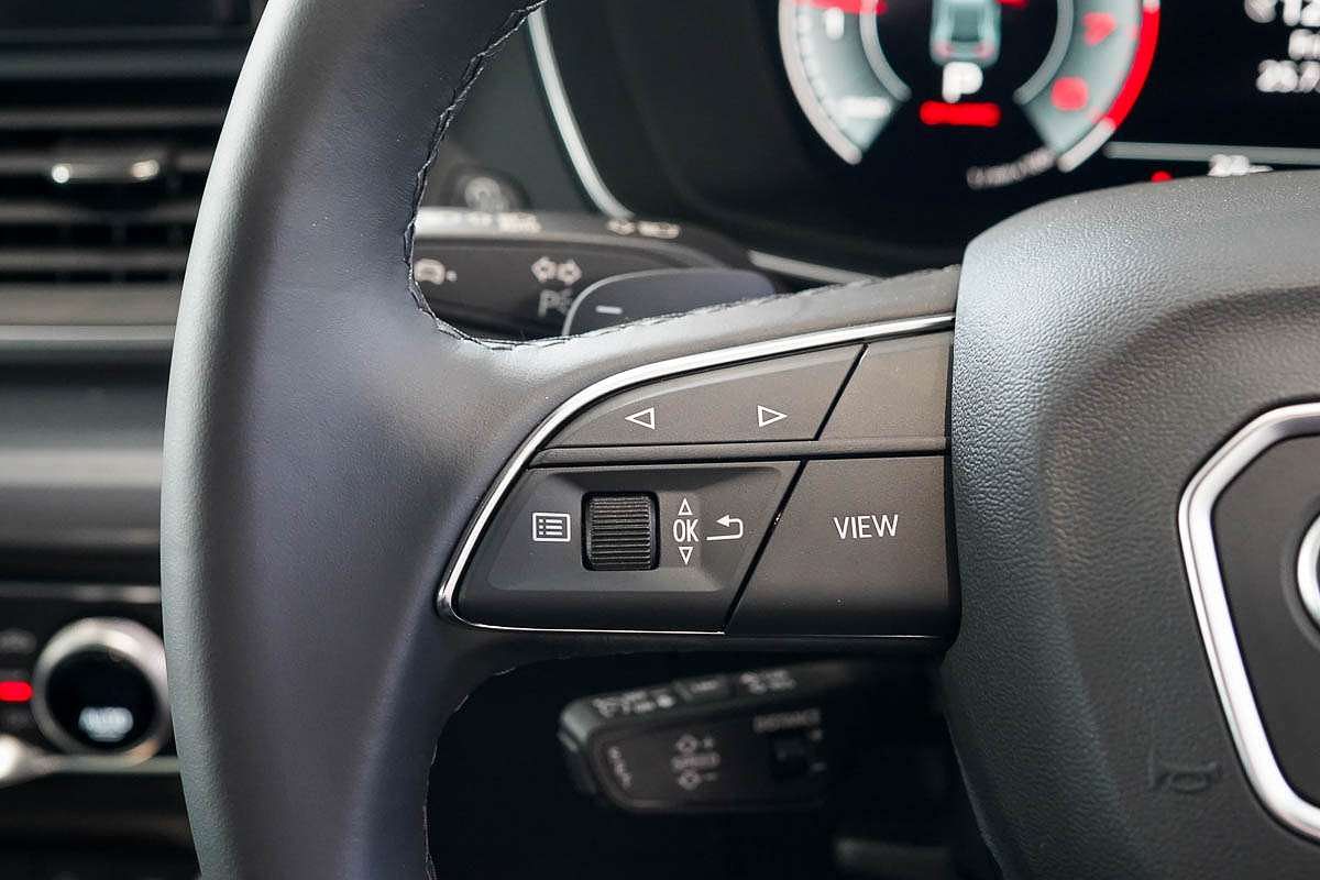 2025 Audi Q5 45 TFSI Sport FY