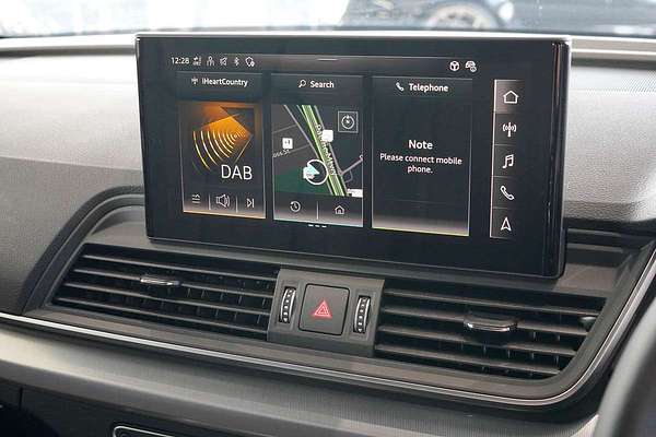 2025 Audi Q5 45 TFSI Sport FY