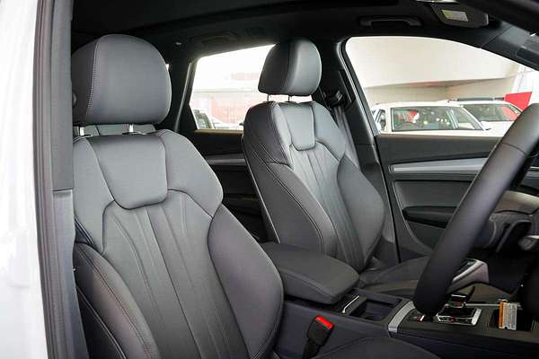 2025 Audi Q5 45 TFSI Sport FY