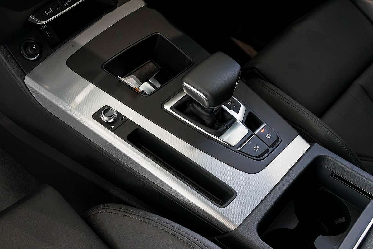 2025 Audi Q5 45 TFSI Sport FY