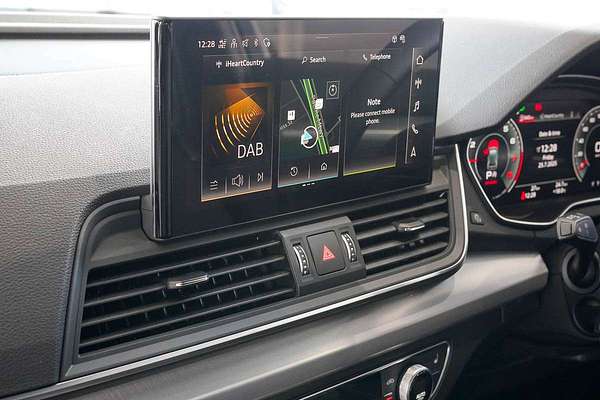 2025 Audi Q5 45 TFSI Sport FY
