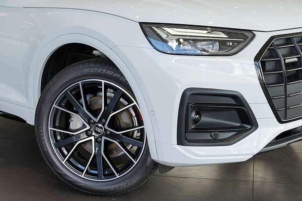 2025 Audi Q5 45 TFSI Sport FY