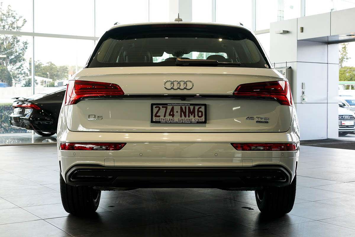 2025 Audi Q5 45 TFSI Sport FY