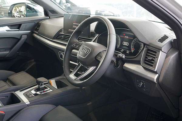 2025 Audi Q5 45 TFSI Sport FY