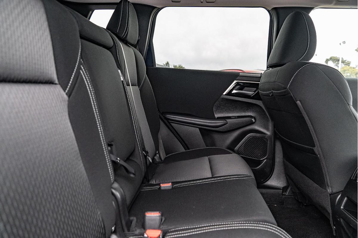 2023 Mitsubishi Outlander LS ZM