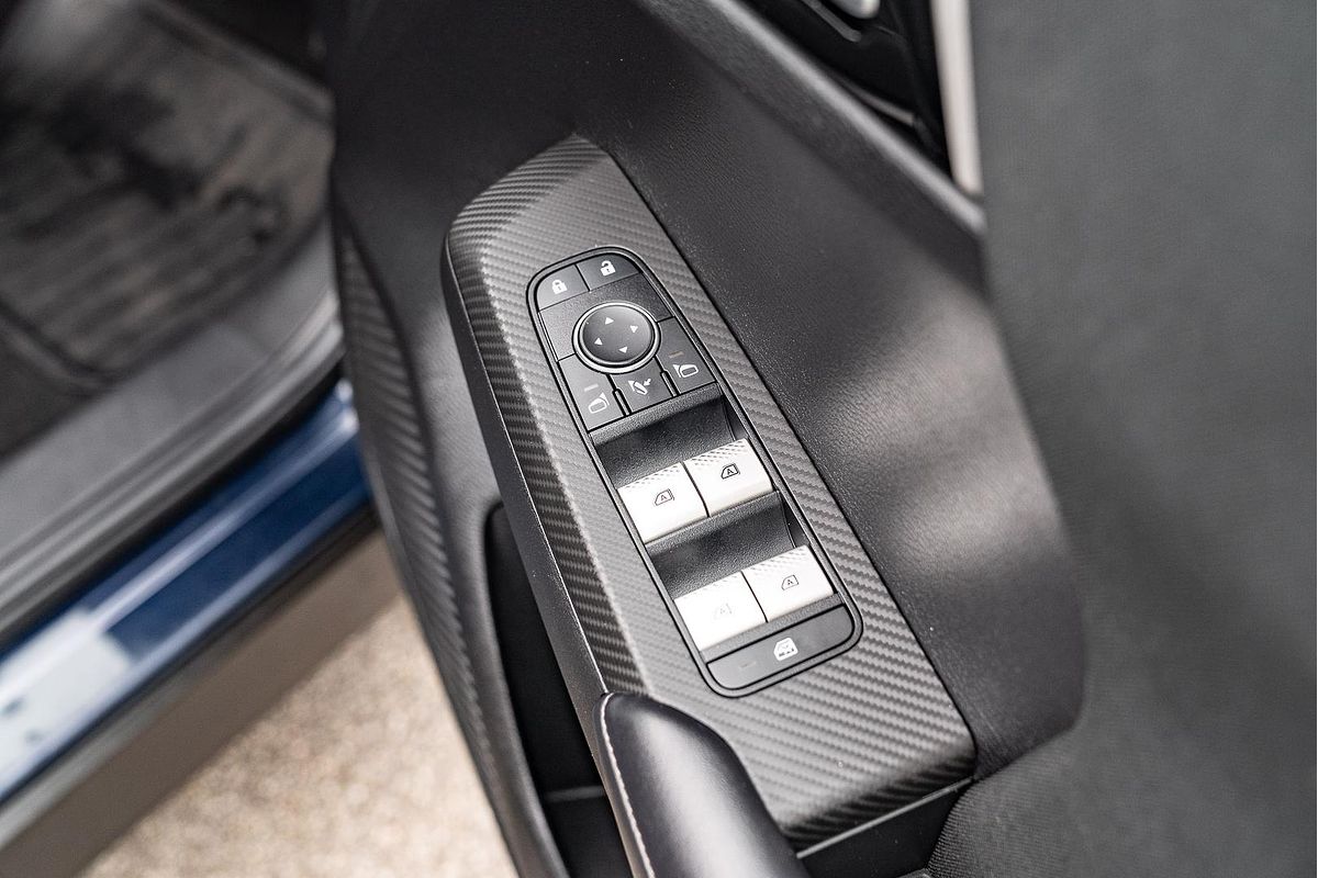2023 Mitsubishi Outlander LS ZM