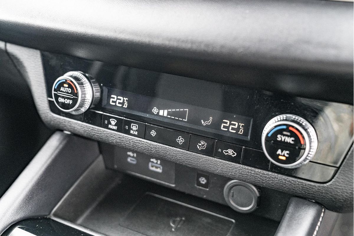 2023 Mitsubishi Outlander LS ZM