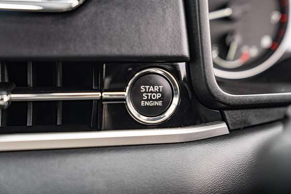 2023 Mitsubishi Outlander LS ZM