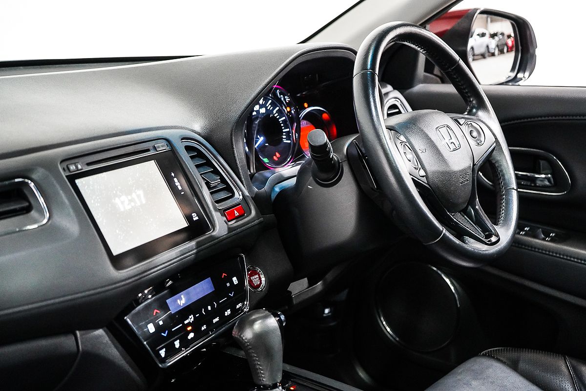 2015 Honda HR-V VTi-L