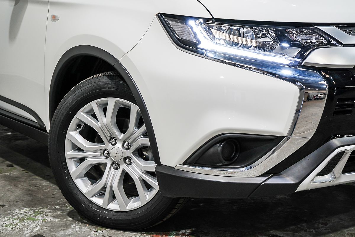 2021 Mitsubishi Outlander ES ZL