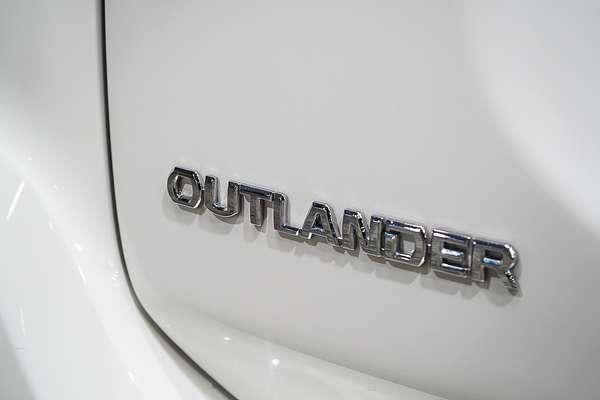 2021 Mitsubishi Outlander ES ZL