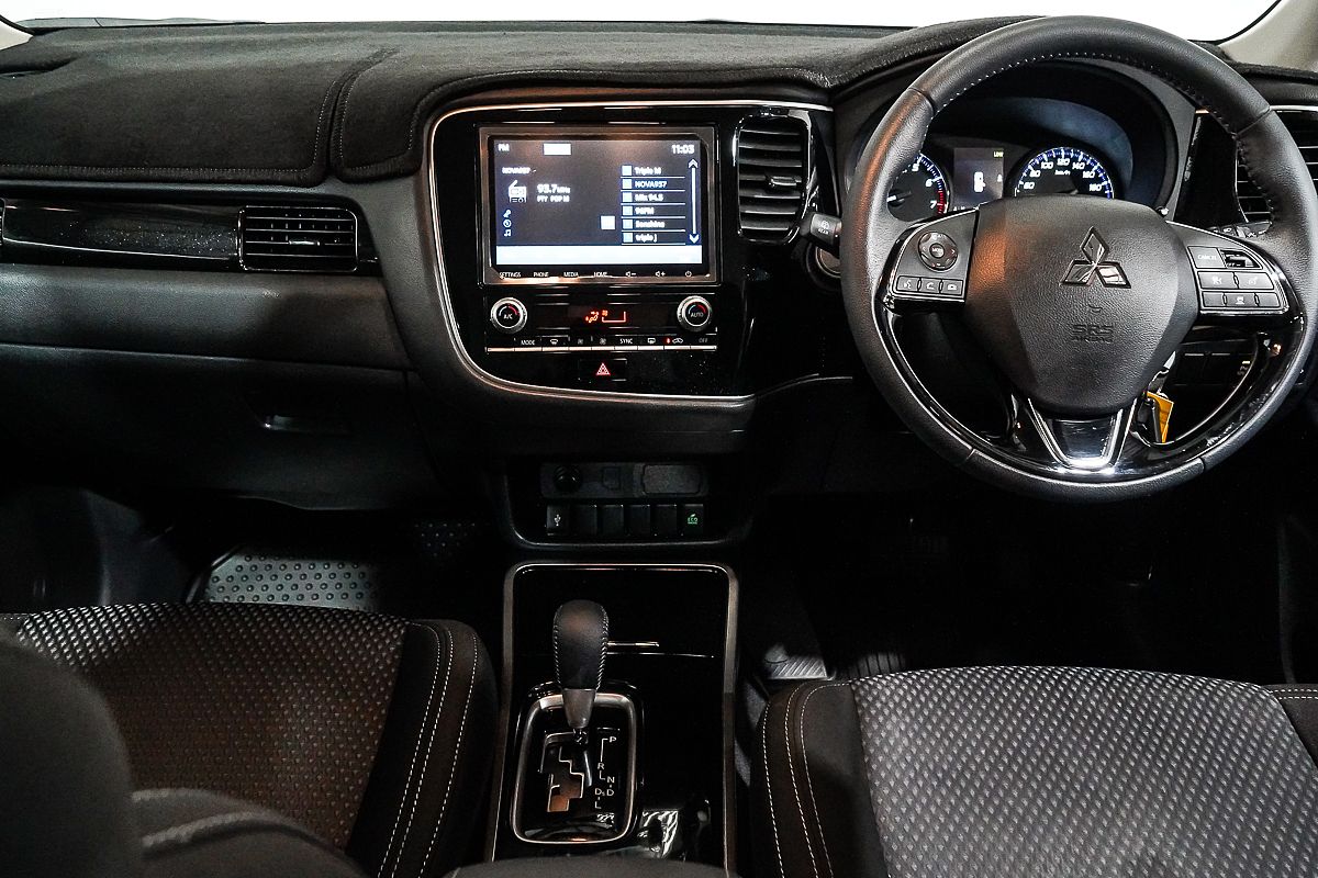 2021 Mitsubishi Outlander ES ZL