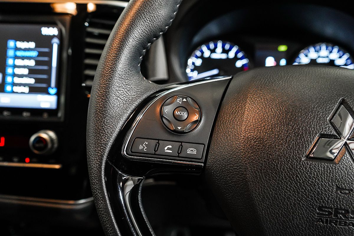 2021 Mitsubishi Outlander ES ZL
