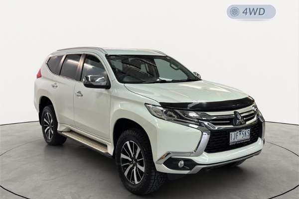 2016 Mitsubishi Pajero Sport GLS QE