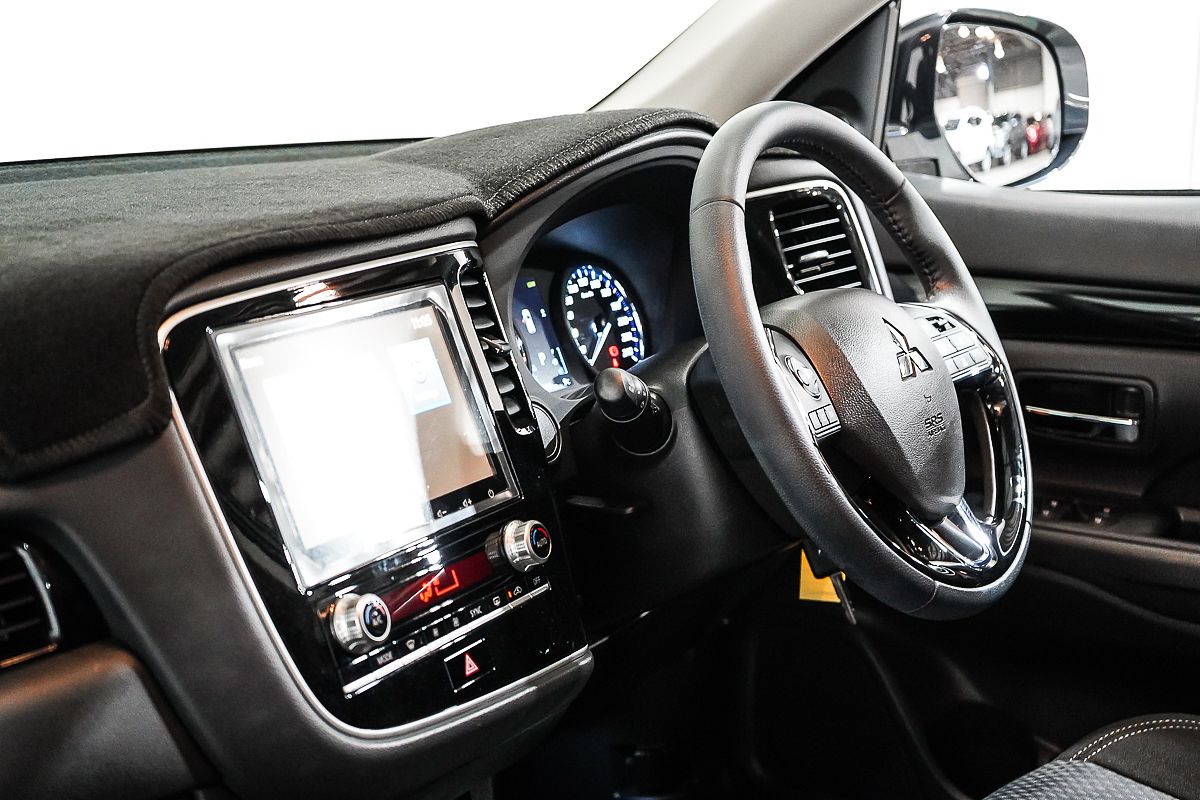 2021 Mitsubishi Outlander ES ZL