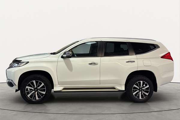 2016 Mitsubishi Pajero Sport GLS QE