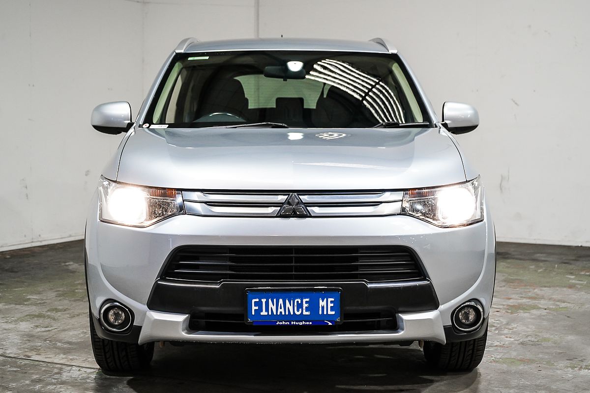 2014 Mitsubishi Outlander ES ZJ