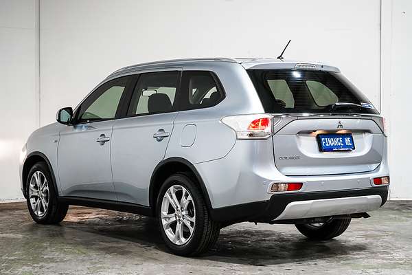 2014 Mitsubishi Outlander ES ZJ