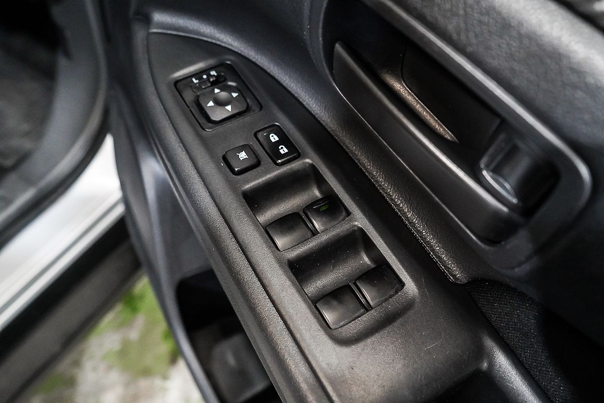 2014 Mitsubishi Outlander ES ZJ