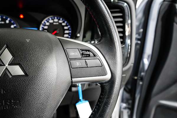 2014 Mitsubishi Outlander ES ZJ