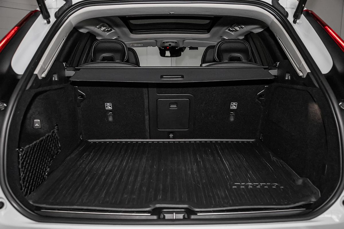 2021 Volvo XC60 T5 Inscription