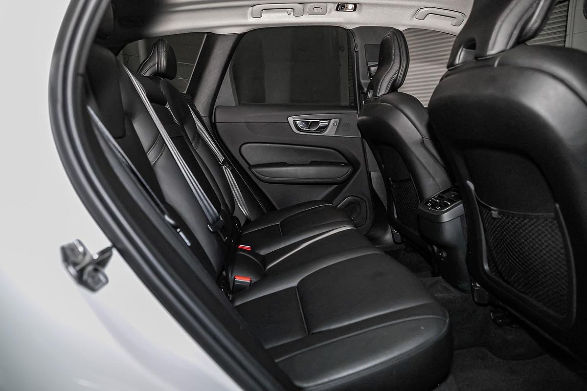 2021 Volvo XC60 T5 Inscription