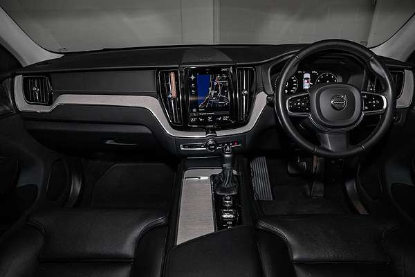 2021 Volvo XC60 T5 Inscription