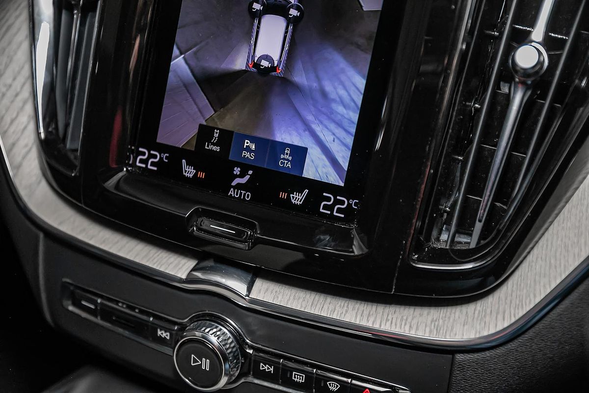 2021 Volvo XC60 T5 Inscription