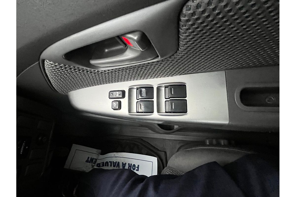 2013 Toyota Hilux SR5 KUN26R 4X4