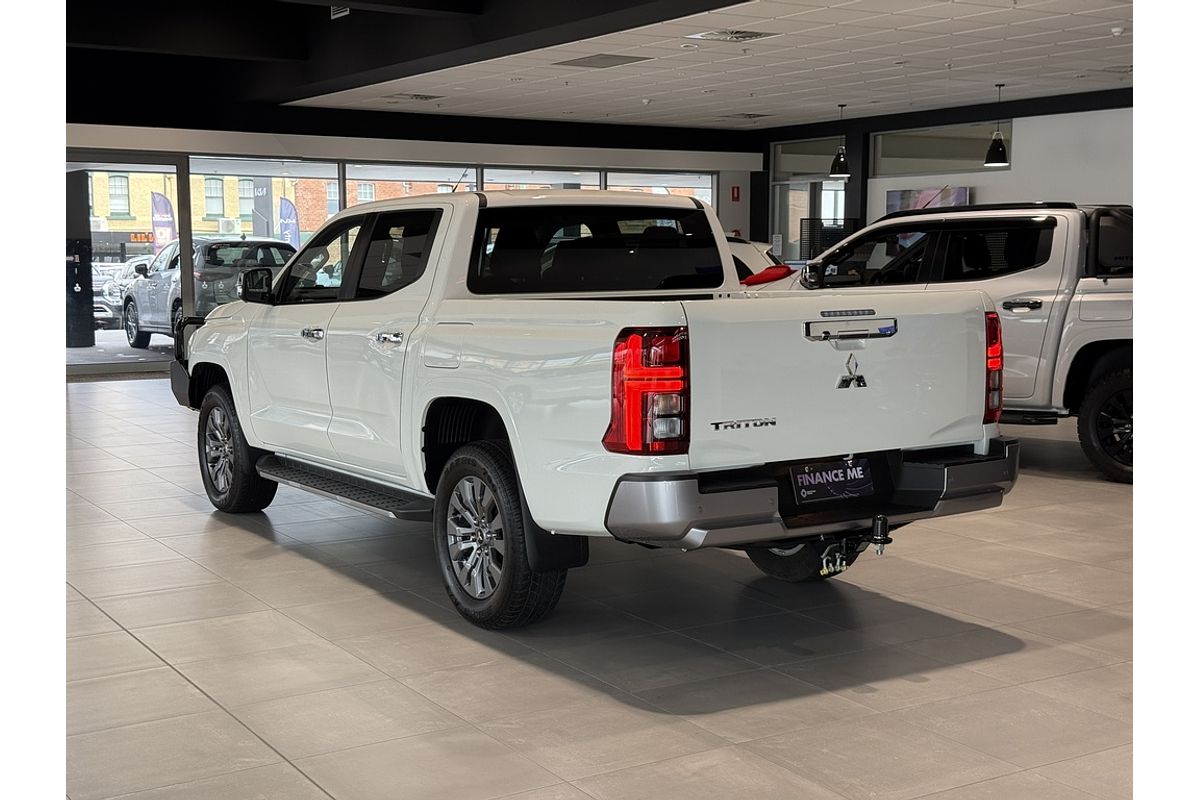 2024 Mitsubishi Triton GLS MV 4X4