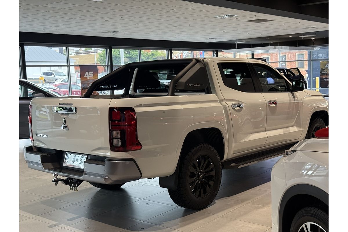 2024 Mitsubishi Triton GLS MV 4X4