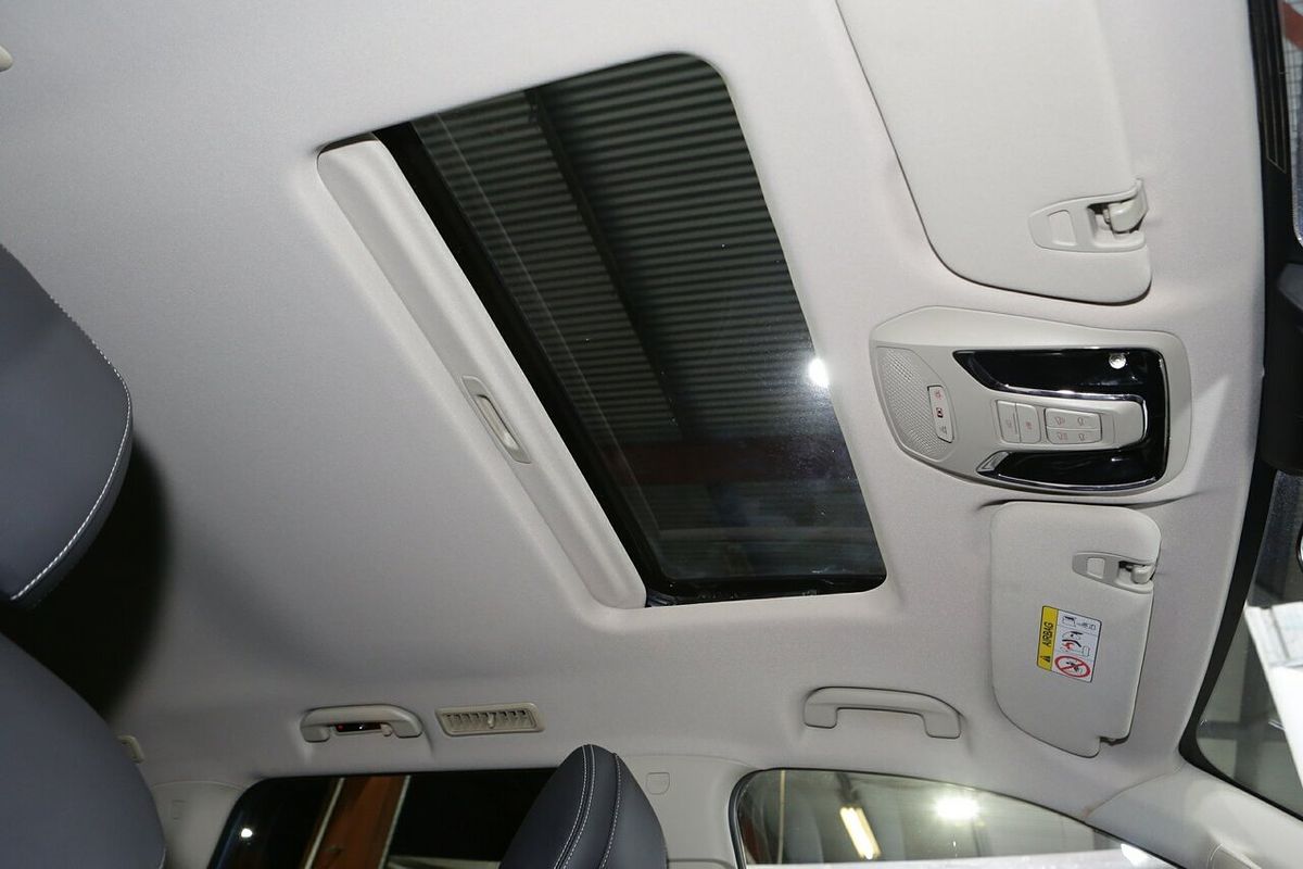 2024 LDV D90 Executive SV9A
