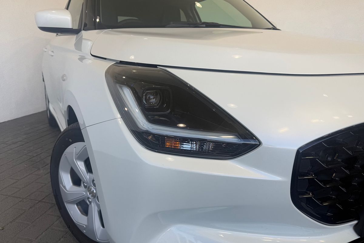 2024 Suzuki Swift Hybrid Plus UZ