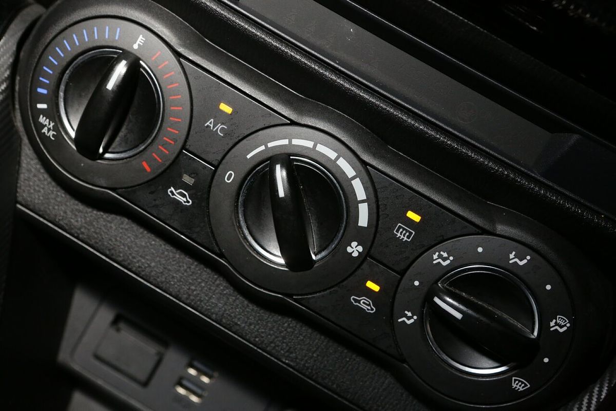 2018 Mazda 2 Maxx DJ Series