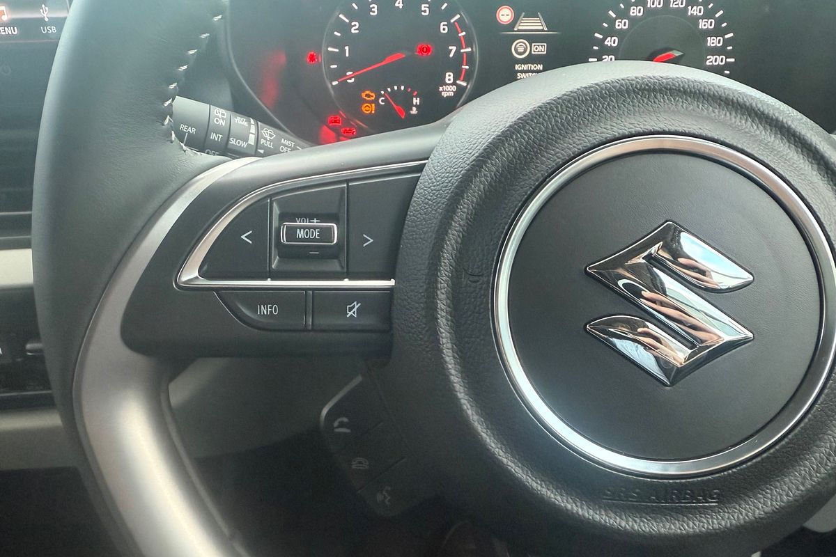 2024 Suzuki Swift Hybrid Plus UZ