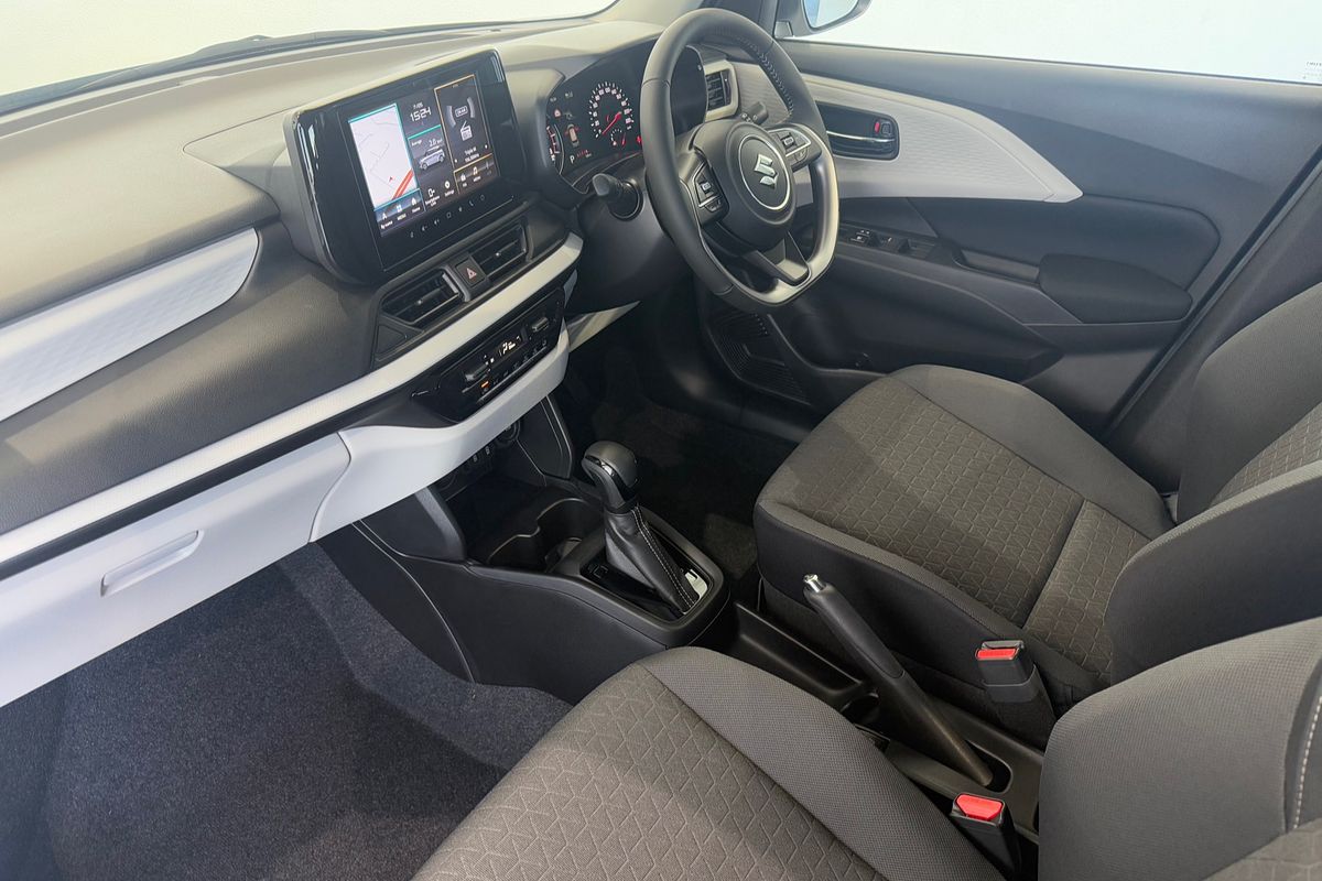 2024 Suzuki Swift Hybrid Plus UZ