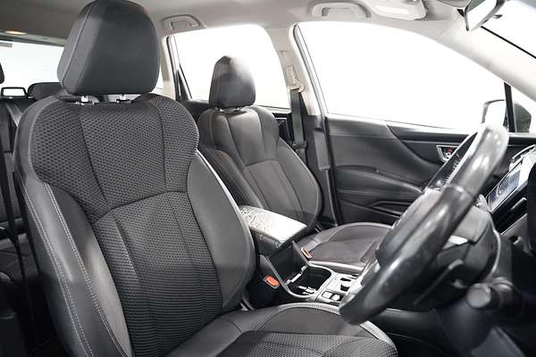 2019 Subaru Forester 2.5i Premium S5