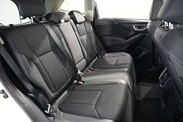2019 Subaru Forester 2.5i Premium S5
