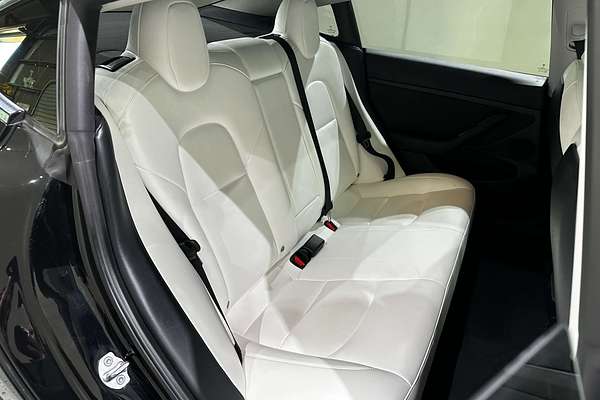 2022 Tesla Model 3 Rear-Wheel Drive