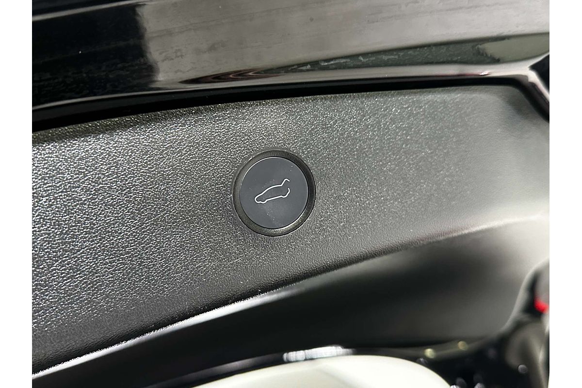 2022 Tesla Model 3 Rear-Wheel Drive