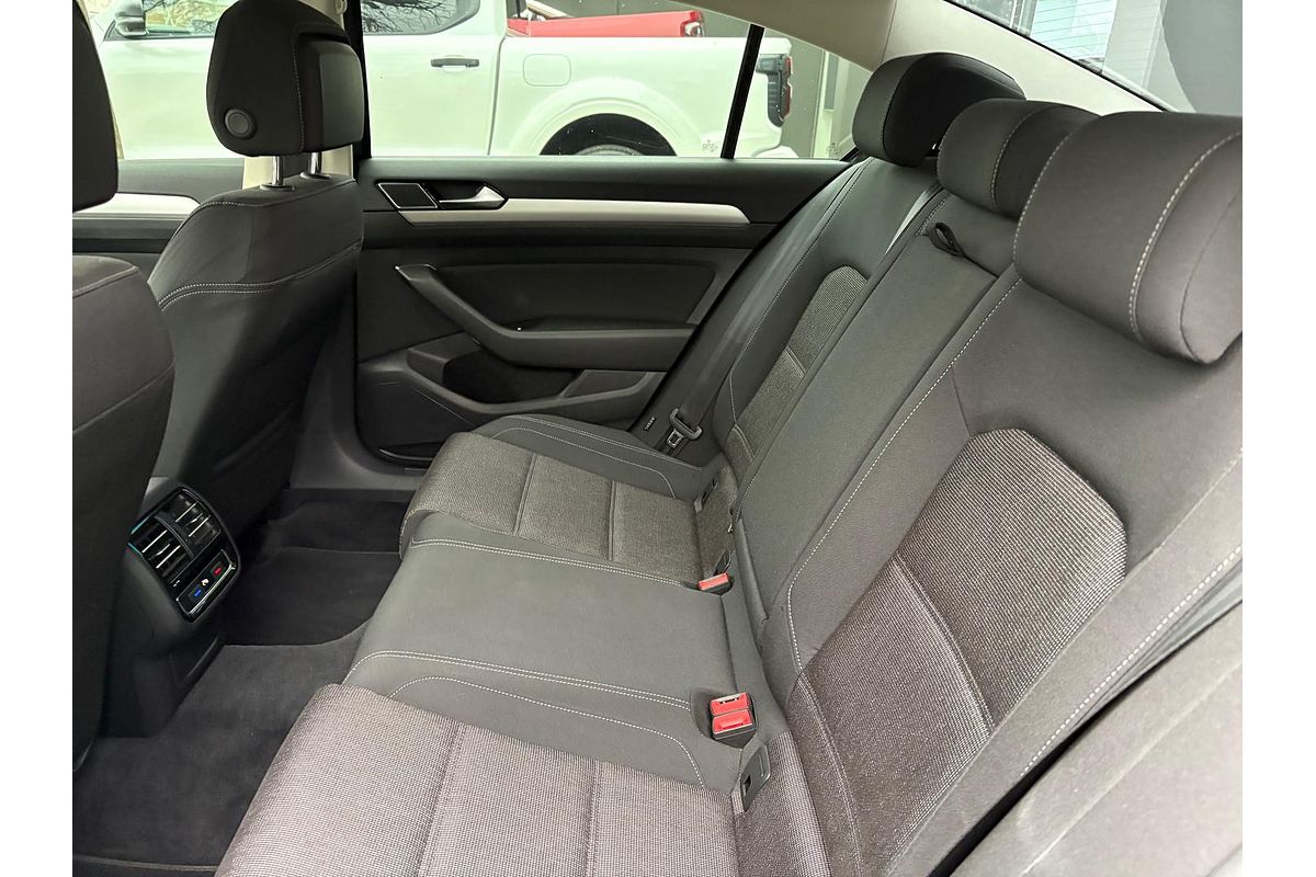 2018 Volkswagen Passat 132TSI Proline B8