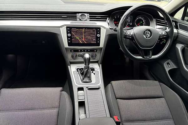 2018 Volkswagen Passat 132TSI Proline B8
