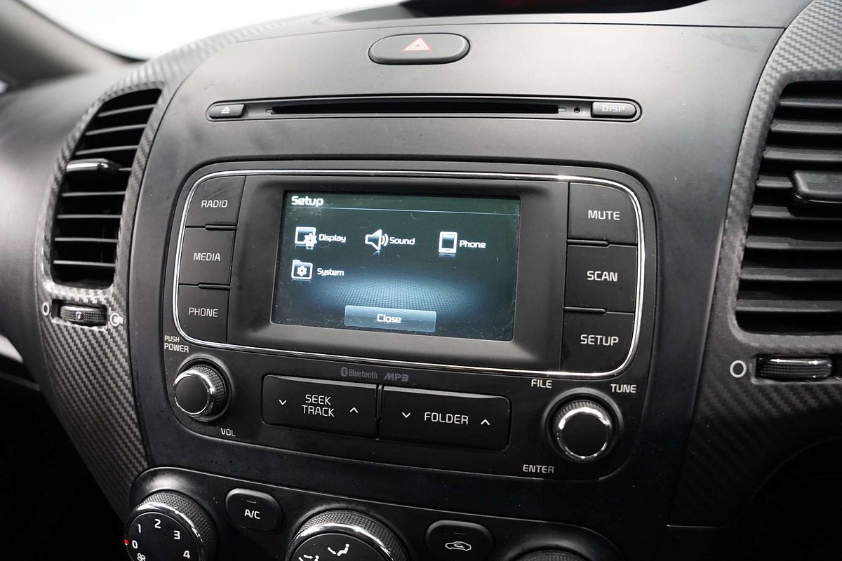 2014 Kia Cerato Si YD