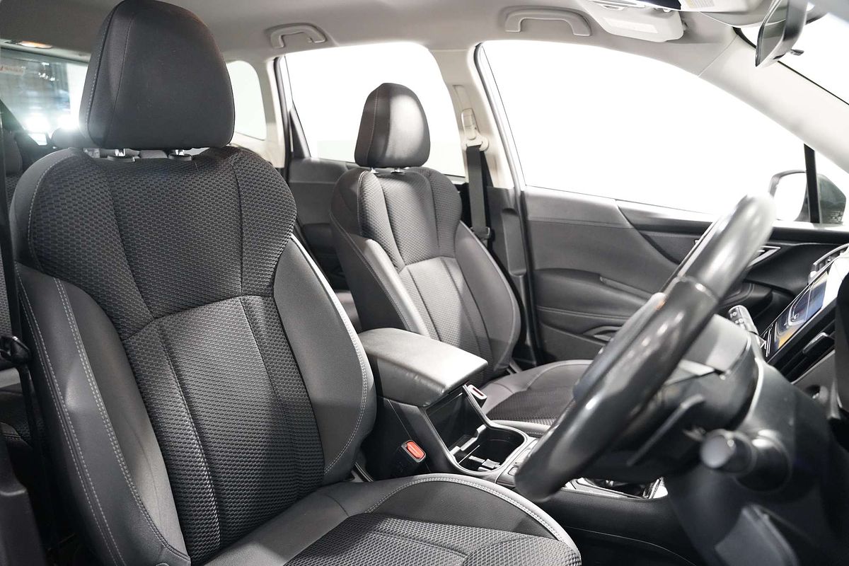 2019 Subaru Forester 2.5i Premium S5