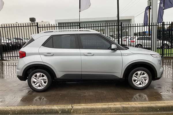 2020 Hyundai Venue Active QX