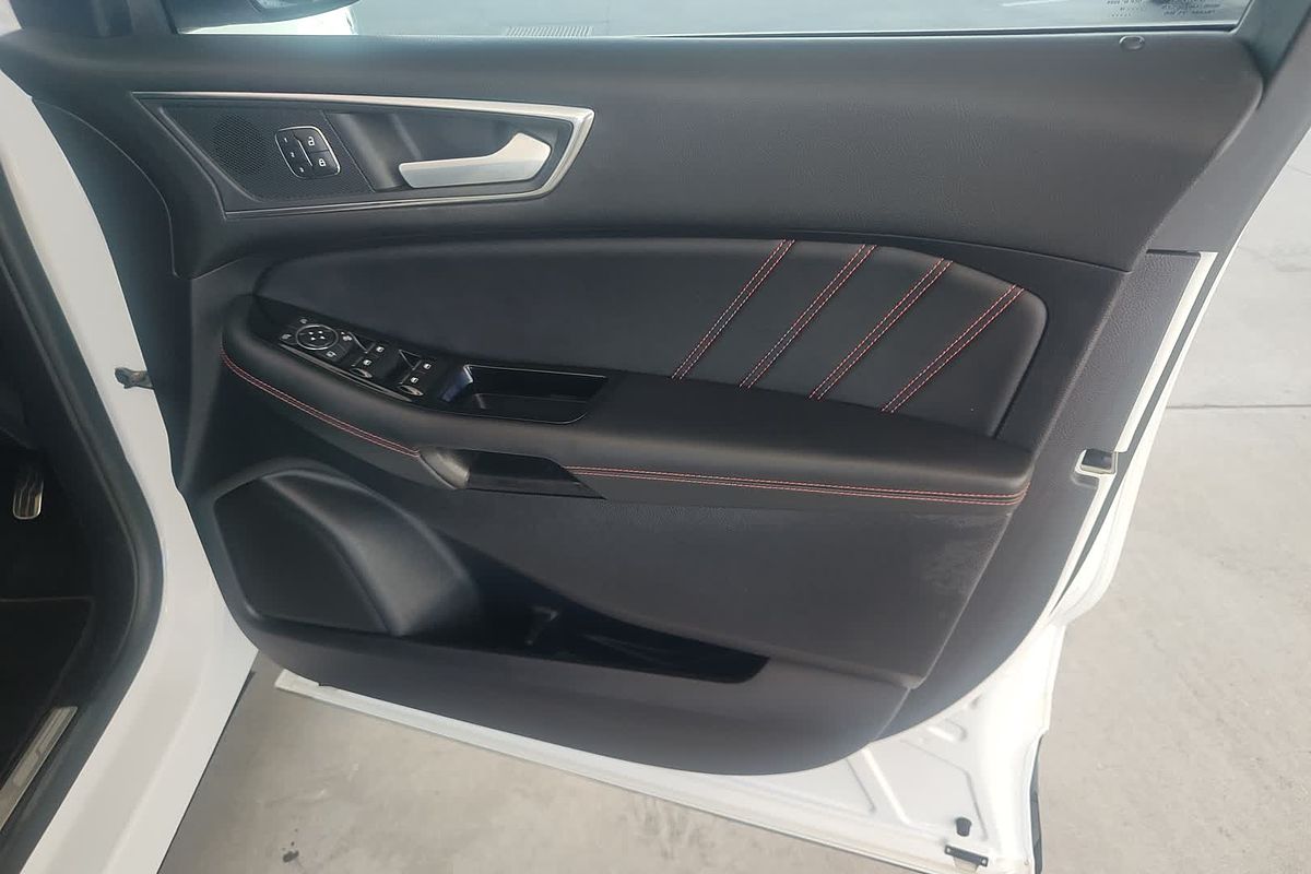 2019 Ford Endura ST-Line CA