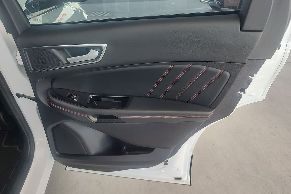 2019 Ford Endura ST-Line CA