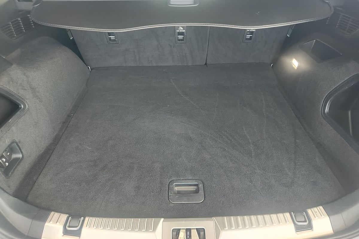 2019 Ford Endura ST-Line CA